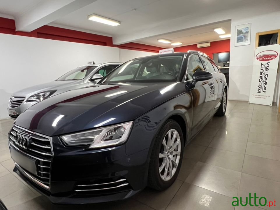 2016' Audi A4 Avant photo #3