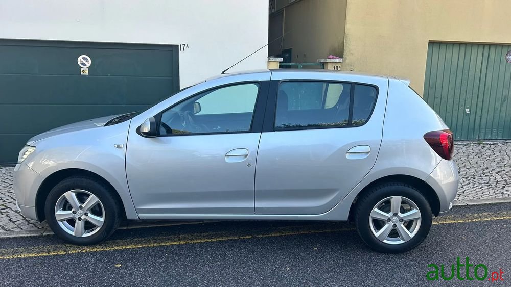 2017' Dacia Sandero Comfort photo #1