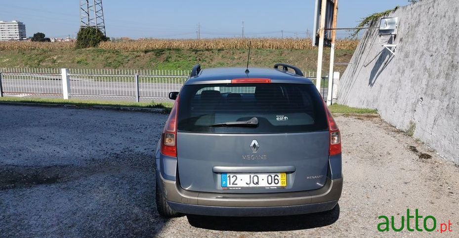 2007' Renault Megane Break photo #1