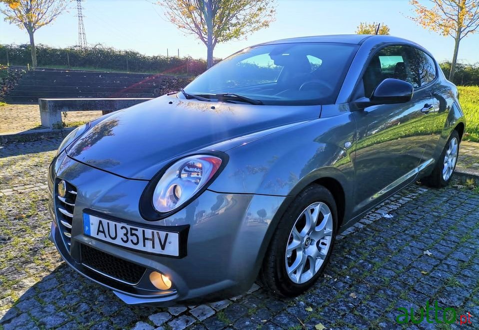 2012' Alfa Romeo MiTo photo #1