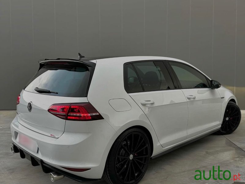 2014' Volkswagen Golf 2.0 Tdi Gtd photo #4