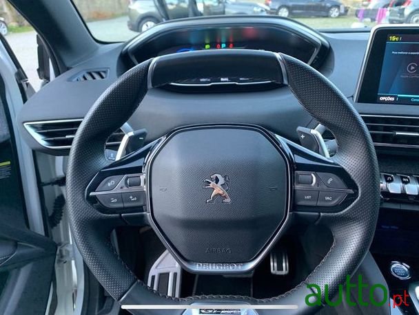 2020' Peugeot 3008 photo #4