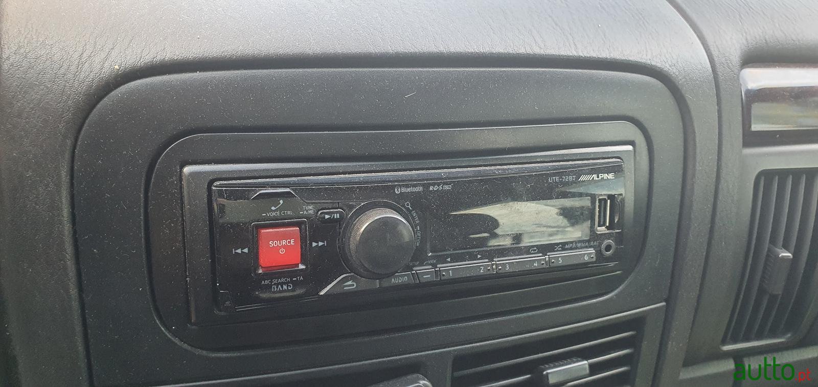 2000' Jeep Grand Cherokee photo #3