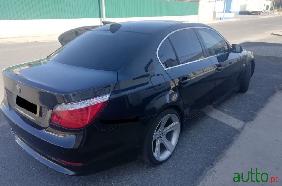 2005' BMW 525 photo #3