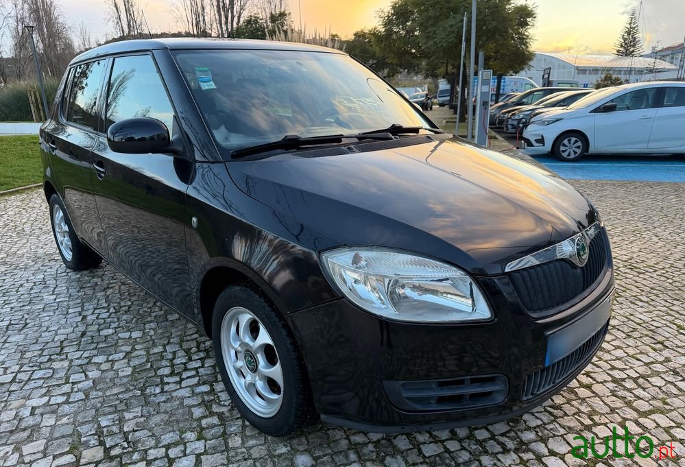 2008' Skoda Fabia photo #3
