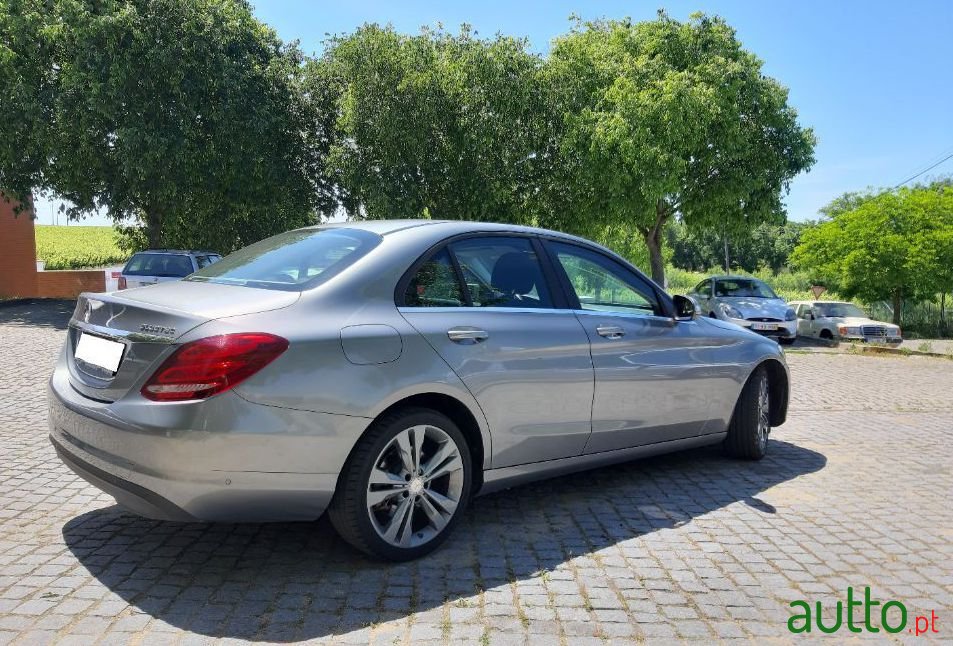 2015' Mercedes-Benz C-220 photo #5