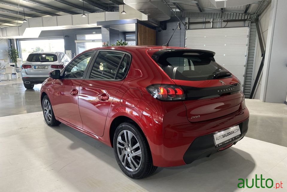 2021' Peugeot 208 photo #3