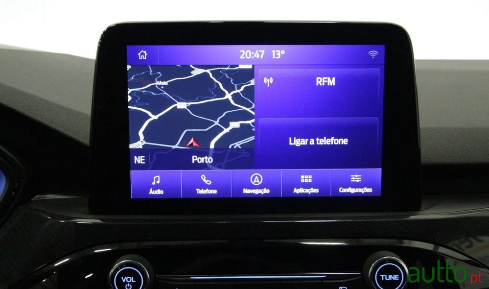 2022' Ford Kuga photo #6