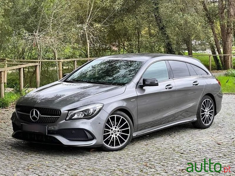 2018' Mercedes-Benz Classe Cla photo #1