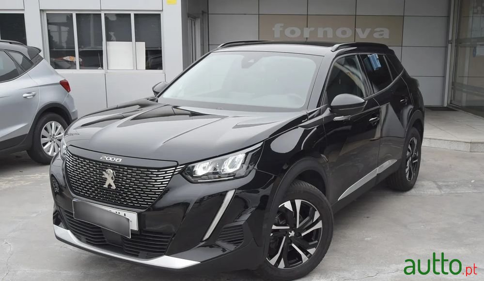 2022' Peugeot 2008 photo #4