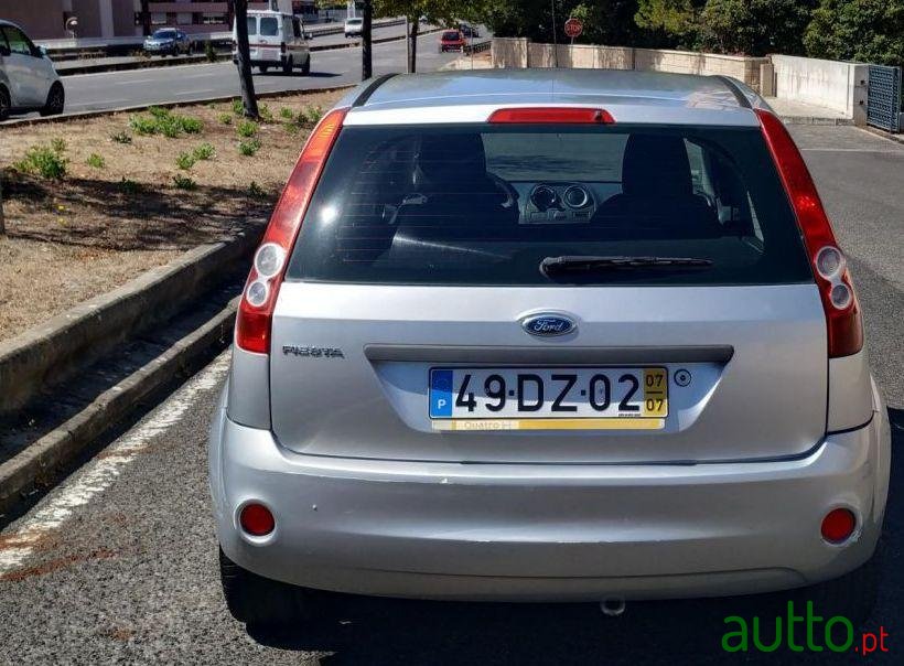 2007' Ford Fiesta Trend photo #2