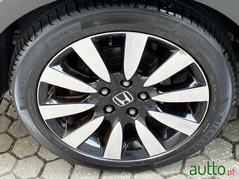 2015' Honda Civic Tourer photo #6