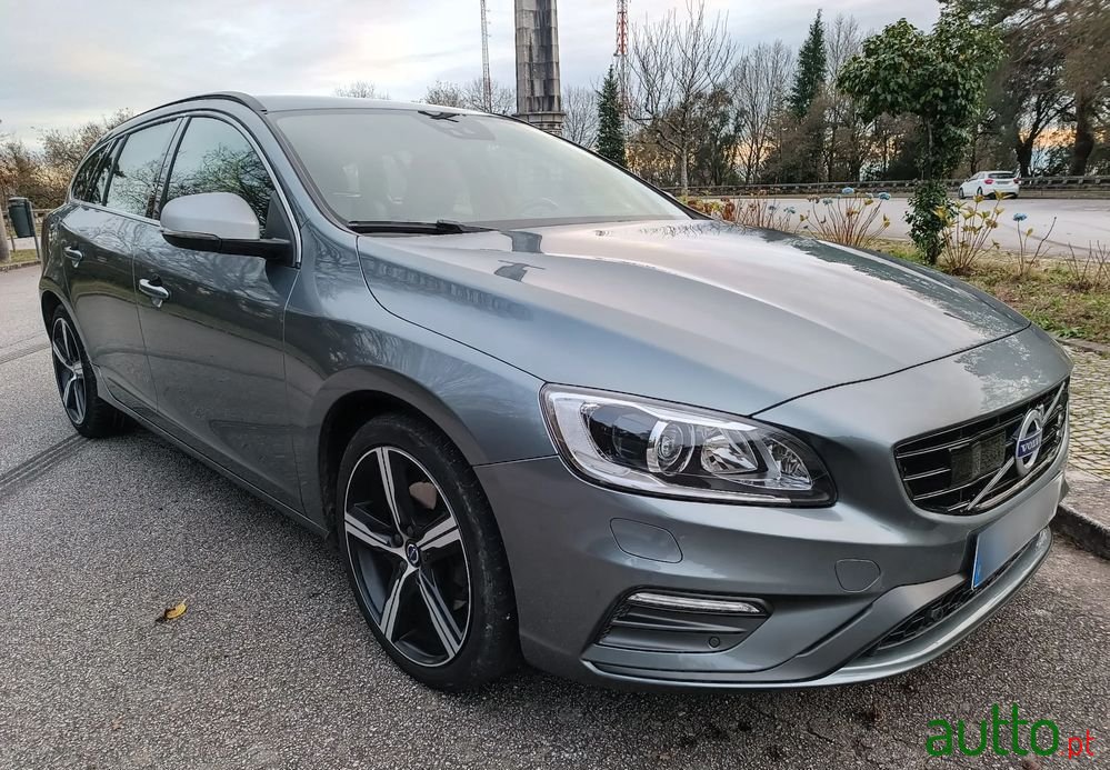 2018' Volvo V60 photo #4