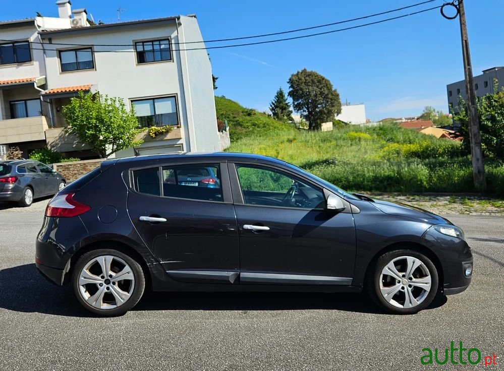 2013' Renault Megane photo #6
