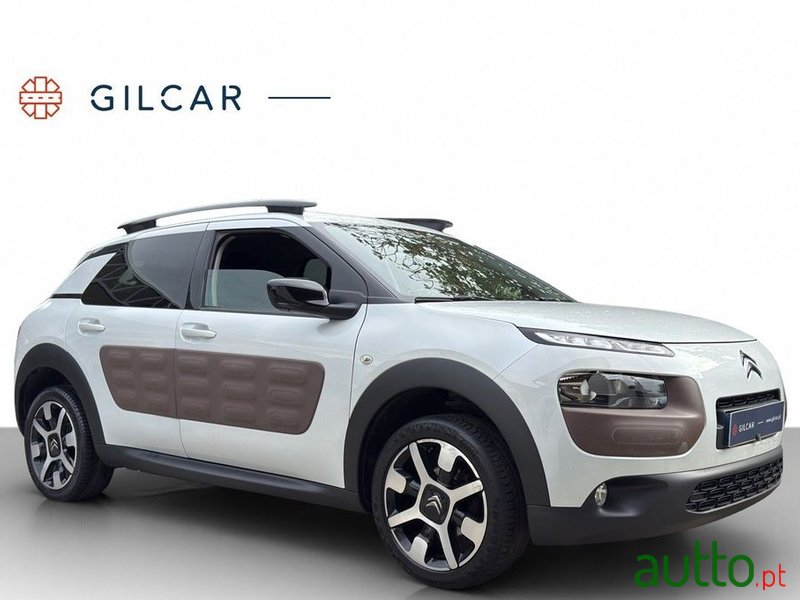 2016' Citroen C4 Cactus photo #2