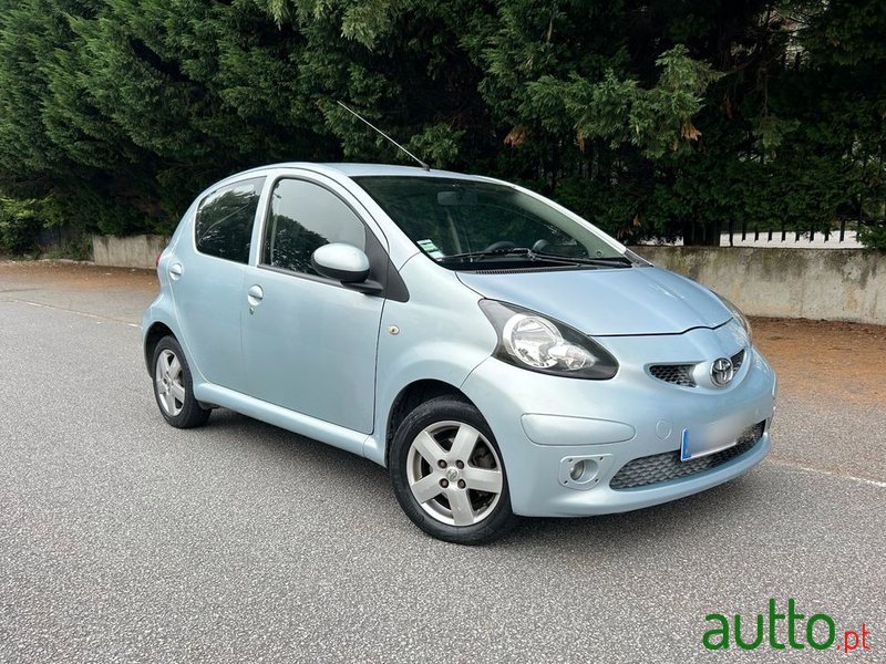 2006' Toyota Aygo 1.0 + Ac photo #4