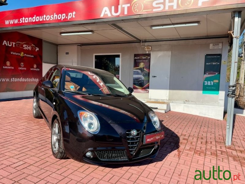 2012' Alfa Romeo MiTo photo #2