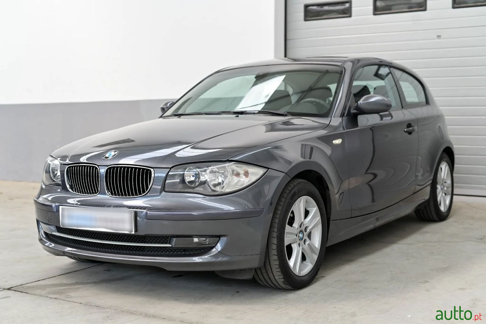 2007' BMW 118 photo #1