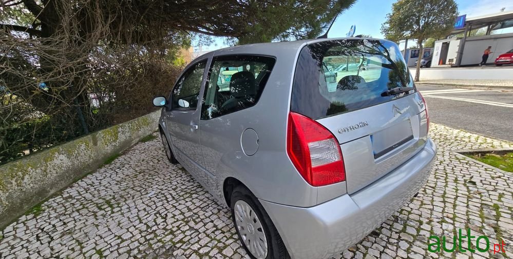 2007' Citroen C2 1.1 photo #3