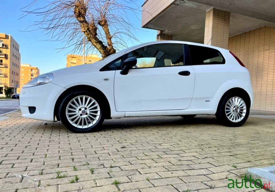 2007' Fiat Grande Punto Sport photo #5