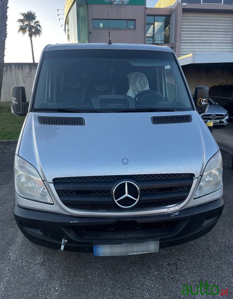 2010' Mercedes-Benz Sprinter photo #1