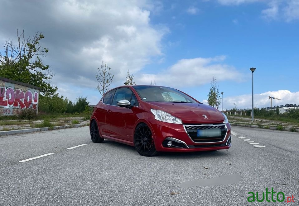 2016' Peugeot 208 photo #5