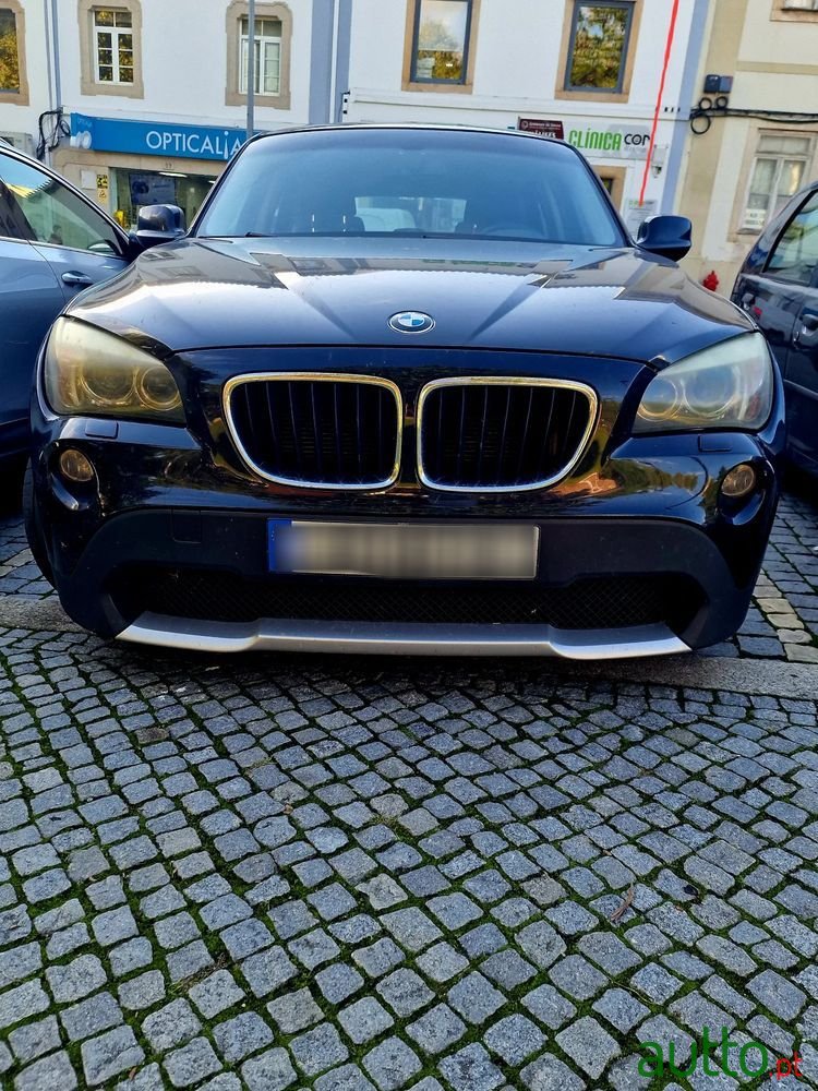 2011' BMW Série X 18 D Sdrive photo #2