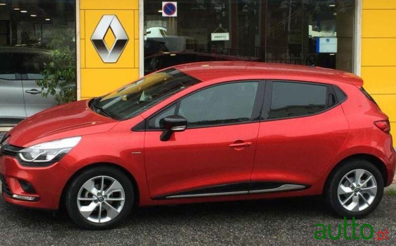 2018' Renault Clio 0.9 Tce Limited photo #1