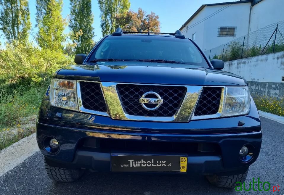 2006' Nissan Navara photo #3