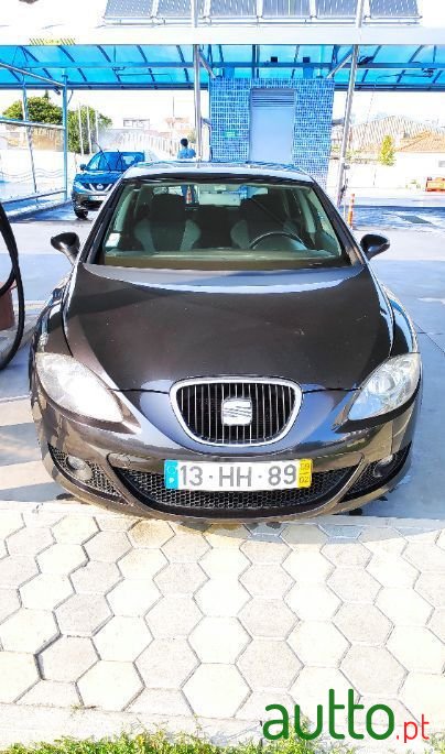 2009' SEAT Leon photo #1