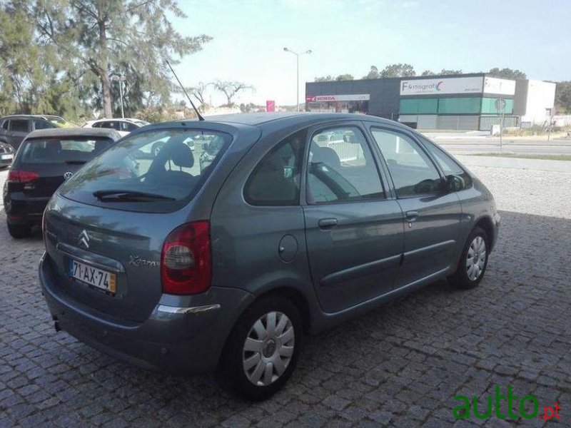 2005' Citroen Xsara Picasso photo #1