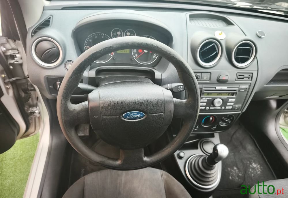 2008' Ford Fiesta 1.25 Ambiente photo #5