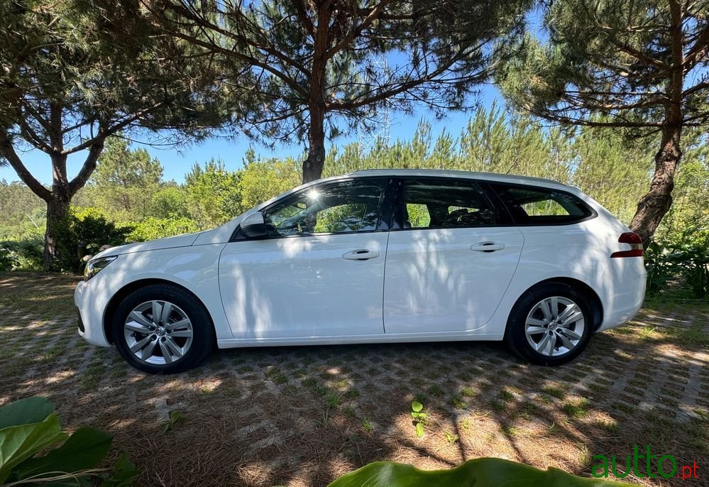 2019' Peugeot 308 Sw photo #3