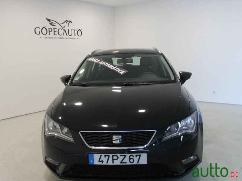 2015' SEAT Leon St photo #2