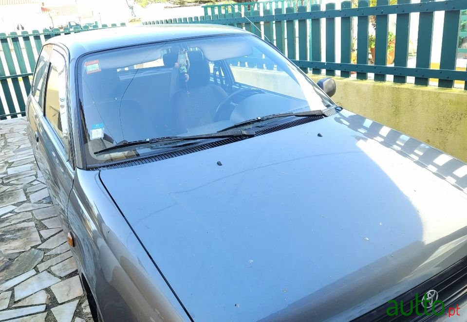 1992' Toyota Starlet photo #5