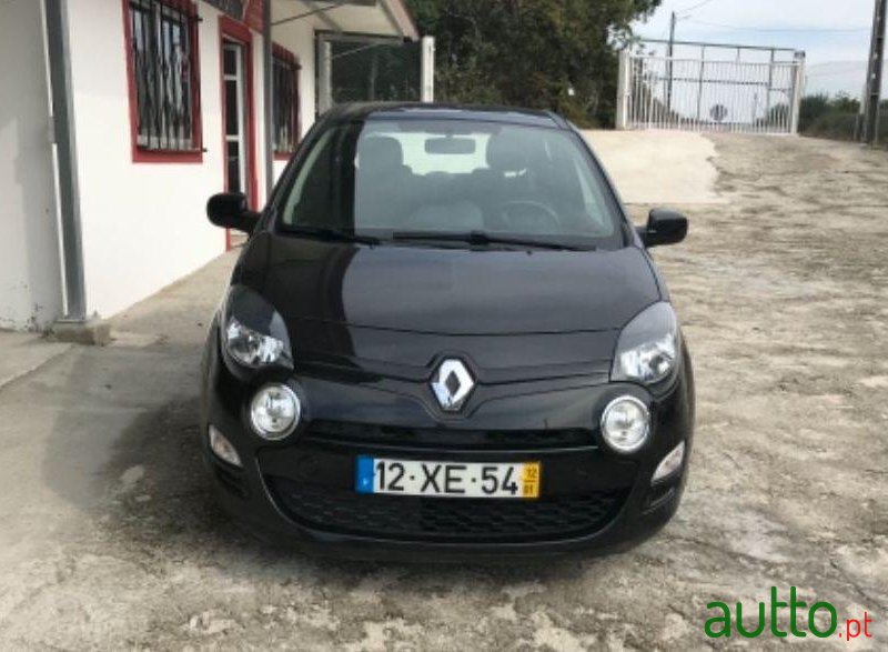 2012' Renault Twingo photo #2