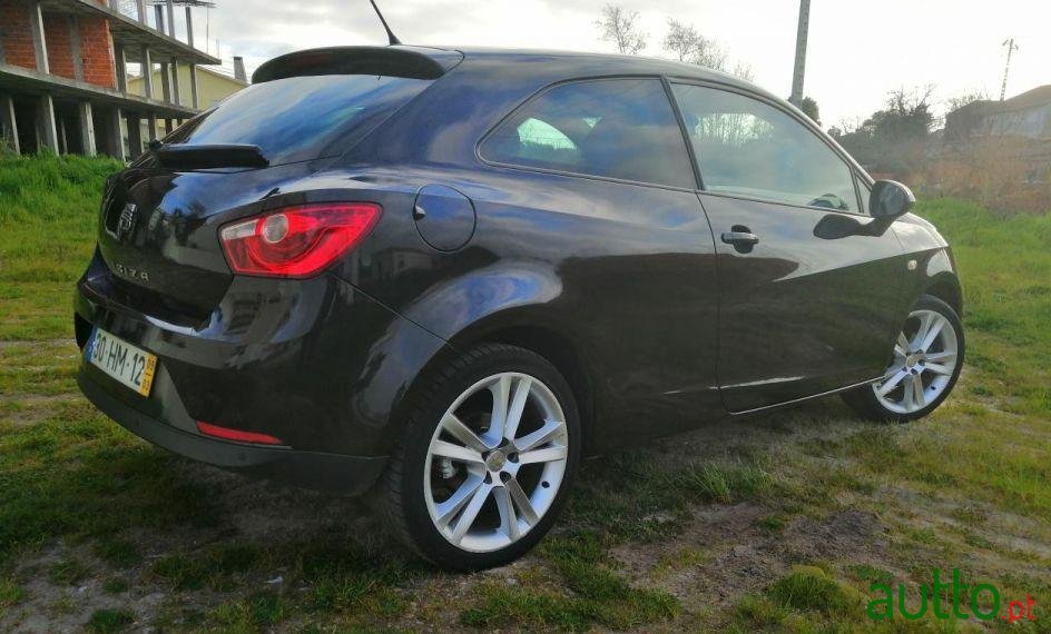 2009' SEAT Ibiza Sc 1.2 Sport photo #3