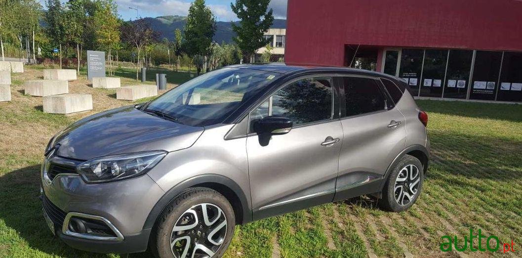 2016' Renault Captur photo #3