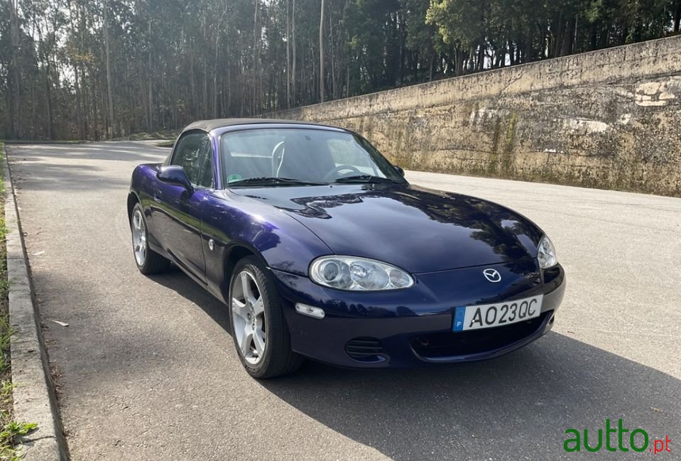 2003' Mazda MX-5 photo #5