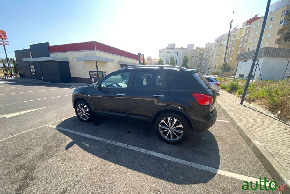 2010' Nissan Qashqai photo #1