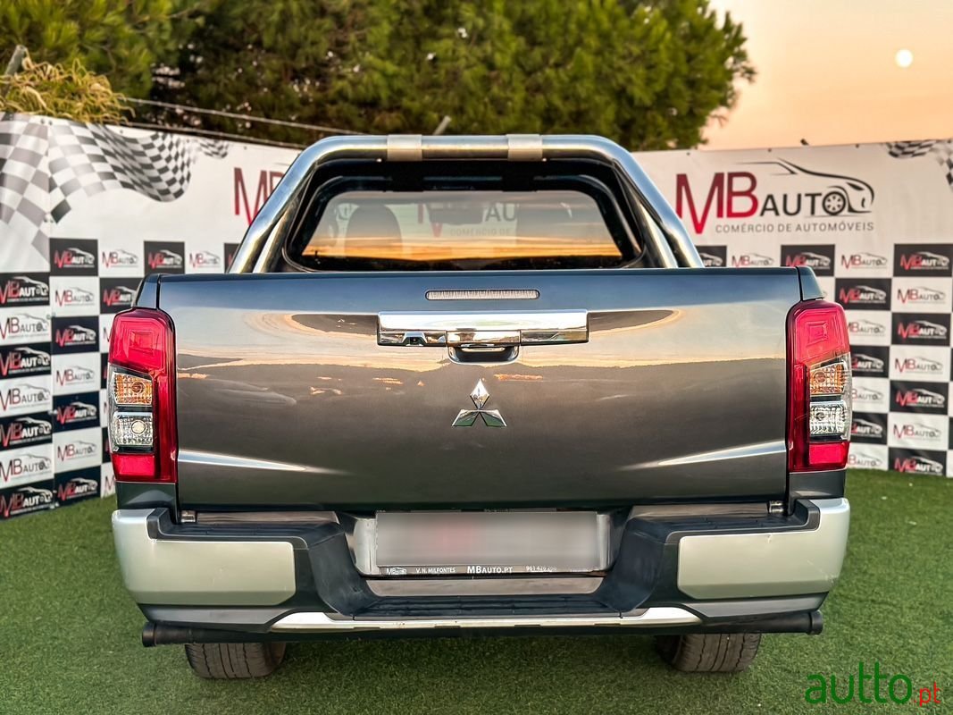 2022' Mitsubishi L200 photo #6