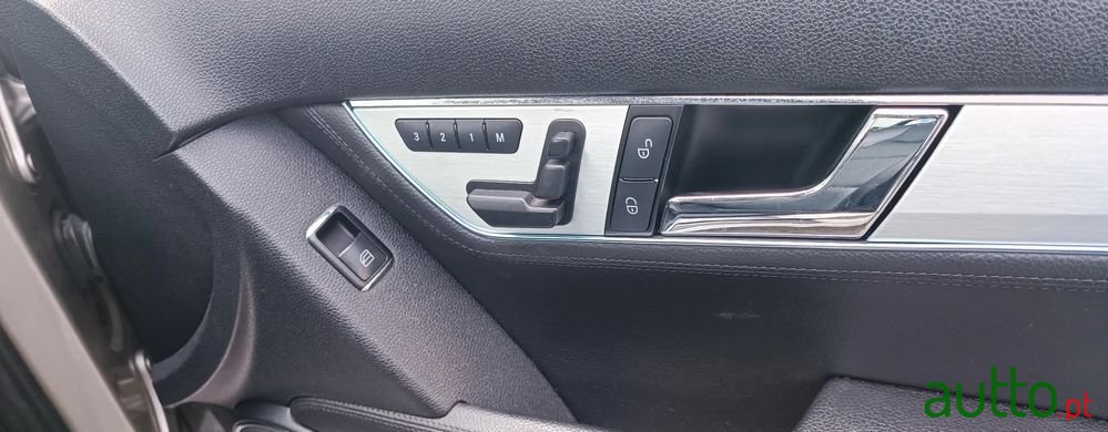 2007' Mercedes-Benz 220 photo #3