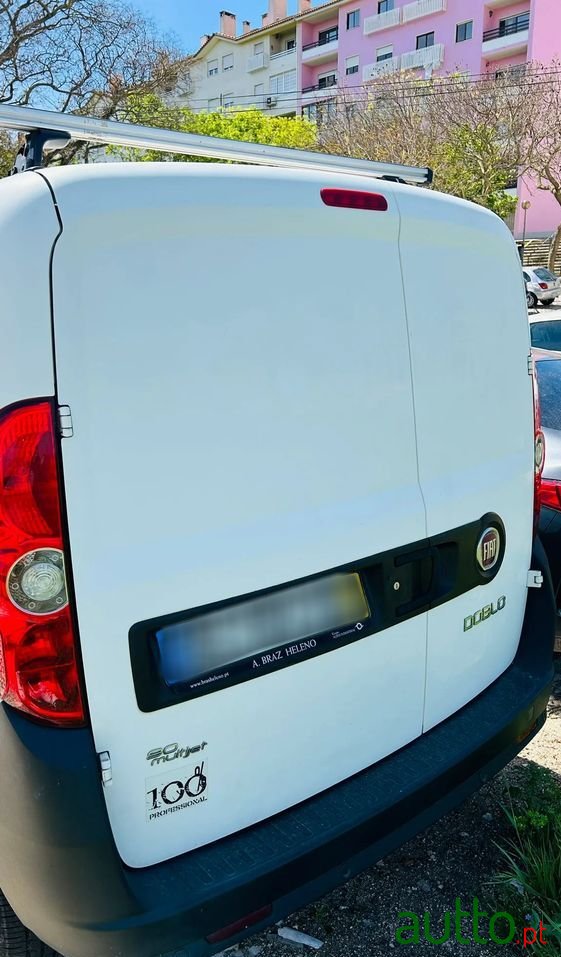 2014' Fiat Doblo photo #3