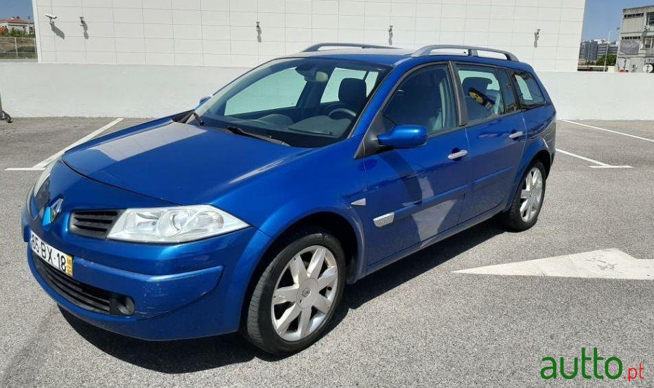 2006' Renault Megane Break photo #1