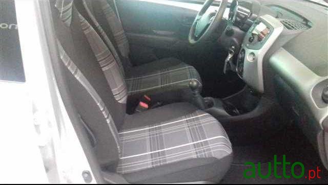 2017' Peugeot 108 1.0 E-Vti Active photo #2