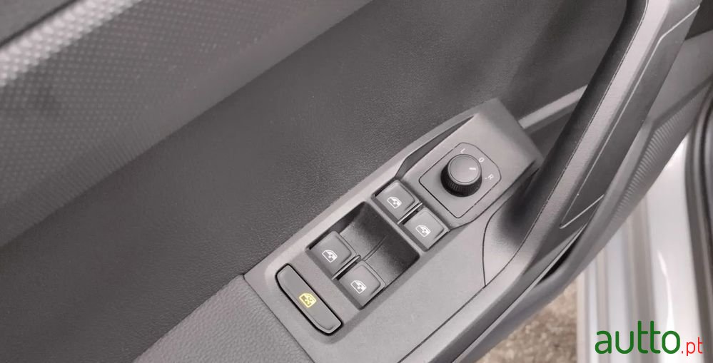 2022' SEAT Ibiza 1.0 Ecotsi Style photo #6