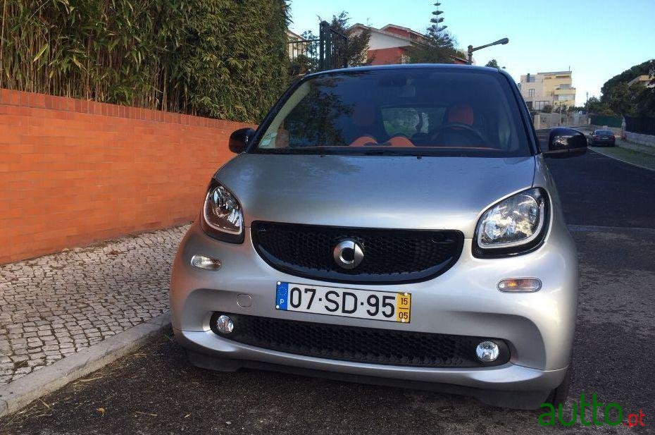 2015' Smart Fortwo Passion photo #2