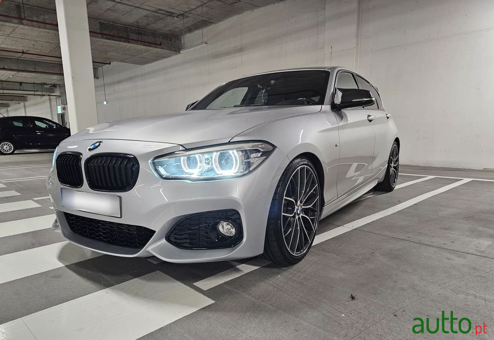 2015' BMW 118 D Pack M photo #4