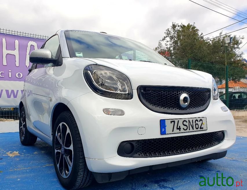 2017' Smart Fortwo photo #1