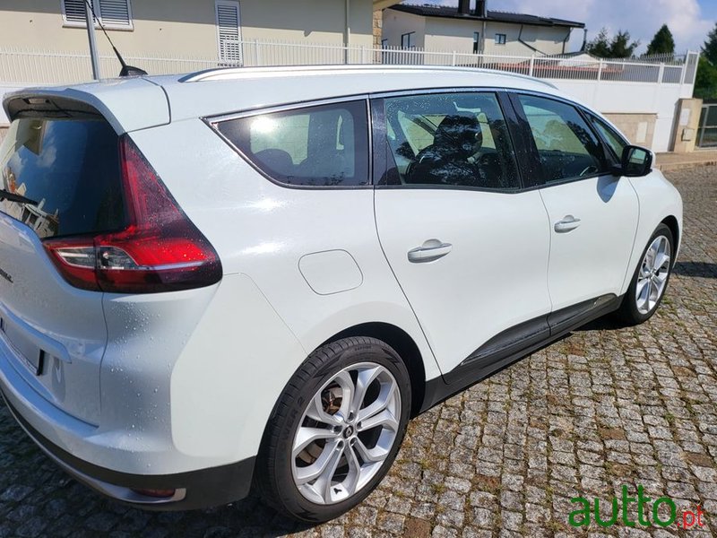 2018' Renault Grand Scenic photo #6